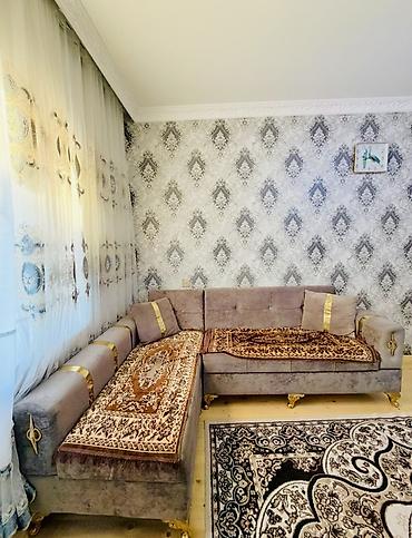 Аренда квартир: Ev daimi yaşanan evdi Hökməlidədi 2 otaqlı evdi kürsülüdü 1.5 sot — 2