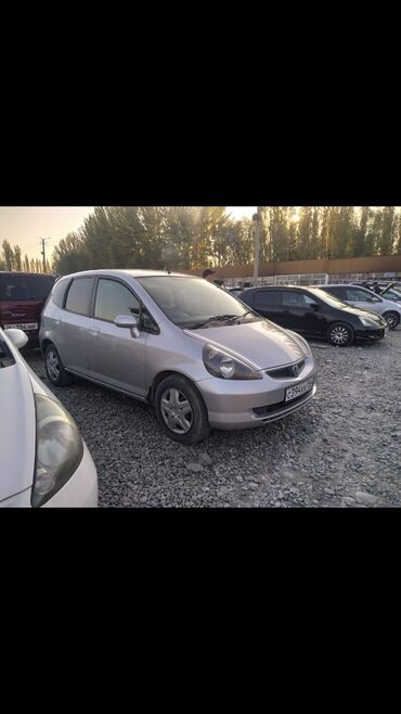 армянский авто: Honda Fit: 2001 г., 1.3 л, Вариатор, Бензин