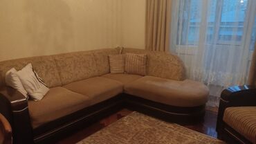 Qonaq otağı dəstləri: Komod, Masa və oturacaqlar, Divan