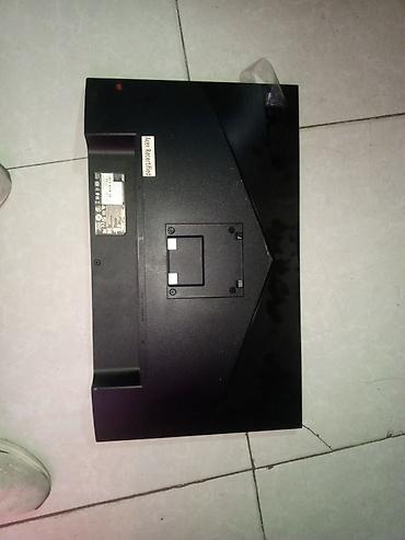 Monitorlar: Acer Predator Monitorudu 27 dyüm.Ekran qırıqdır ekranın yarısı qaradır — 2
