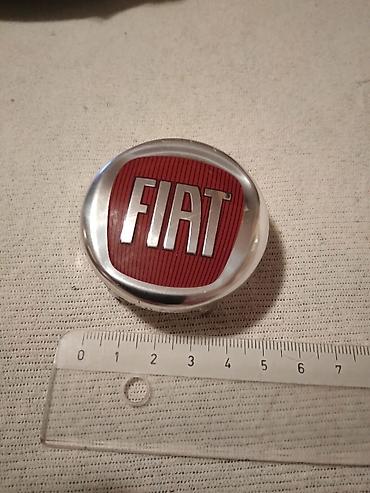 Vozila: Mali znak za Fiat za haubu ili slicno,Alu,precnik oko 5 cm. polovan — 3