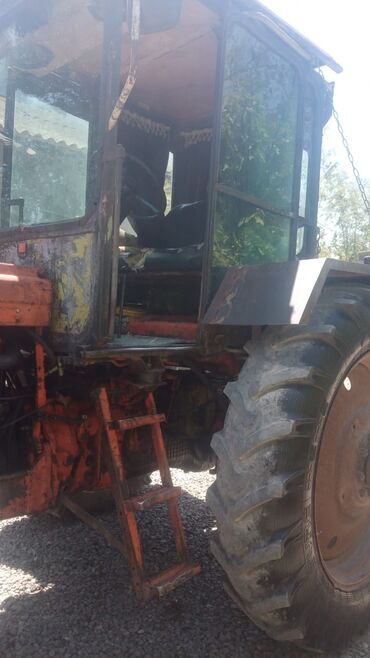 yer sumlayan traktor: Traxdor ili 1991 senettleri qaydasimdadir . Berde nom 0506321032