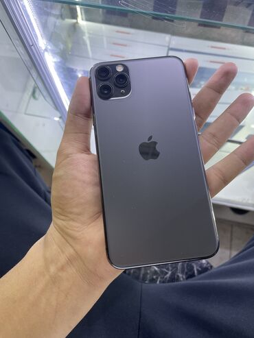 Apple iPhone: IPhone 11 Pro Max, Б/у, 256 ГБ, Space Gray, Защитное стекло, Чехол, 84 %