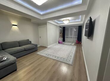 квартира в месяц: 2 комнаты, 80 м², Элитка, 9 этаж, Дизайнерский ремонт