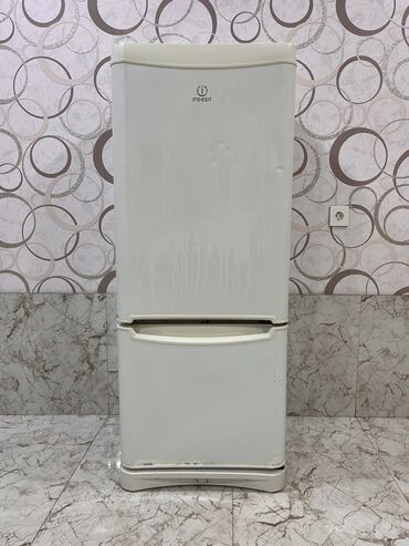 Soyuducular: İşlənmiş 2 qapılı Indesit Soyuducu Satılır, rəng - Ağ — 1