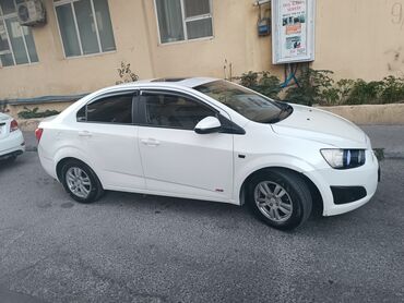 priora sedan: Chevrolet Aveo: 1.4 л | 2012 г. 216000 км Седан