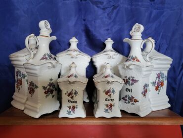 set posuđa, set posuđa: Servis vintaz za zacine porcelanski. Servis 10 delova,perfektan (nov)