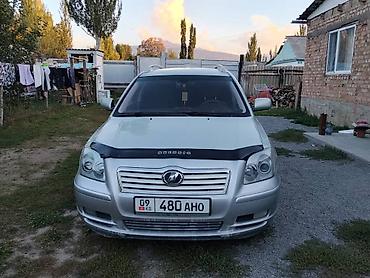 обмен транспорт: Toyota Avensis: 2003 г., 1.8 л, Механика, Бензин, Универсал — 1