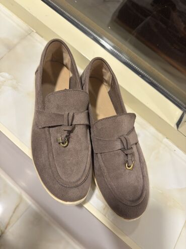Botinkalar: Qadin ucun loafer makasin - Material: yumşaq süet (zamşa) üstlük, iç