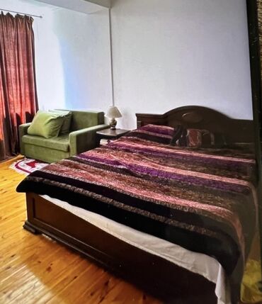 мебель для гостиной: Продается спальный гарнитур В отличном состоянии: • 1 удобная