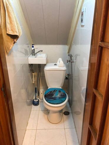 Uzunmüddətli kirayə mənzillər: Elmlər metrosunun yaxınlığında 9 mertebeli binanın 6-cı mərtəbəsində — 13