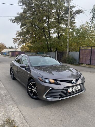 Toyota: Toyota Camry: 2021 г., 2.5 л, Автомат, Гибрид, Седан