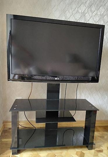 smart tv: Türkiyənin Modev firması. Əla vəziyyətdədir. Uzunluğu 90 sm Eni 39 sm — 2
