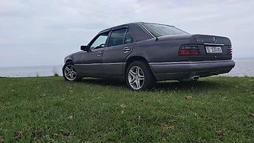 w124 e220: Mercedes-Benz W124: 1993 г., 2.2 л, Механика, Бензин, Седан — 4