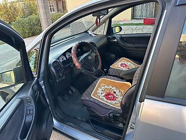 оп ком: Opel Zafira: 2002 г., 1.8 л, Механика, Бензин, Минивэн — 4