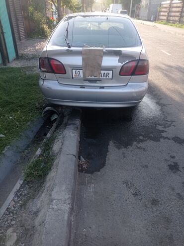 Nissan: Nissan Primera: 2001 г., 1.8 л, Механика, Бензин, Хэтчбэк at lalafo.kg — 4 Nissan: Nissan Primera: 2001 г., 1.8 л, Механика, Бензин, Хэтчбэк — 4