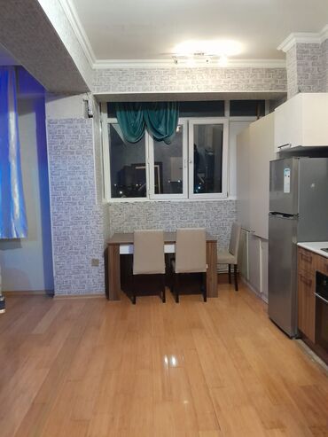 Uzunmüddətli kirayə mənzillər: Kristal 2 de 17/6 mertebesinde 2 otaqli ev 400 azn müşseri ferqi — 14