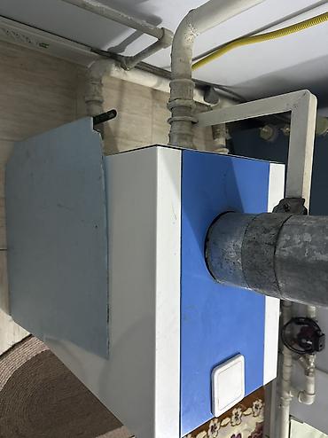 Продаю газовый котел напольный