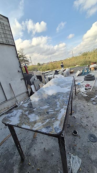 Təbii daşdan hazırlanmış masa üstü və interyer üçün mərmər/granit