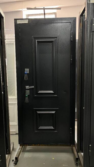 Двери для домов и квартир: Входные двери типа "металл-панель" — это разновидность металлических — 3