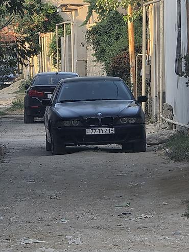 ravon fara: BMW 5 Series sedan (E39 kuzov) - Kuzov: sedan, qara rəng - — 2