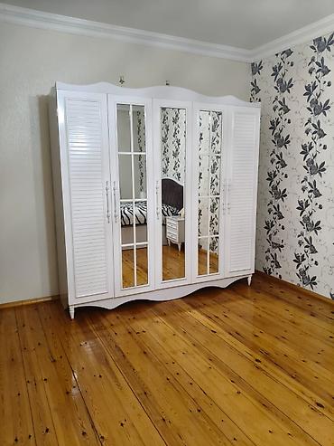 Şkaf,kravat, 2 tumba makyaj masası, 4 ay istifadə olunub yeni lalafo.az -da Şkaf,kravat, 2 tumba makyaj masası, 4 ay istifadə olunub yeni