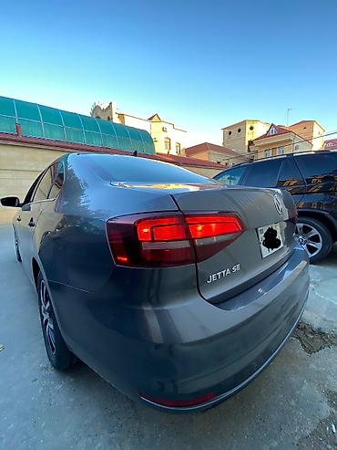 Volkswagen Jetta: 1.4 l | 2017 il Sedan