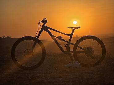 ender s: Горный велосипед, Specialized, Рама XL (180 - 195 см), Алюминий, Б/у — 2