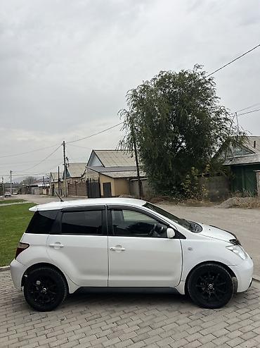 mini kuper: Toyota Ist: 2004 г., 1.5 л, Автомат, Бензин, Хэтчбэк — 7