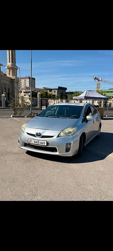 от приуса: Toyota Prius: 2011 г., Гибрид, Лифтбек — 1