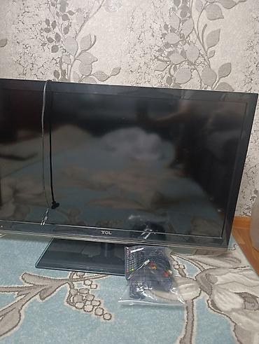 android box: Телевизор TCL на настольной подставке. - Диагональ экрана — 2
