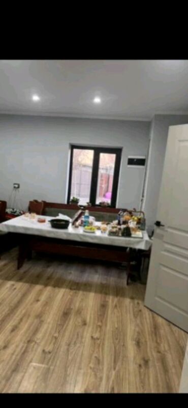 купить футбольное поле: 65 м², 4 комнаты, Парковка, Забор, огорожен