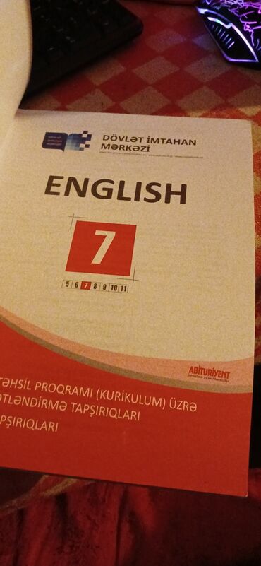 İngilis dili: İngilis dili 9-cu sinif, 2018 il, Ünvandan götürmə — 13