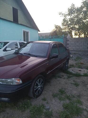 Daewoo: Daewoo Nexia: 1999 г., 1.5 л, Механика, Бензин, Седан