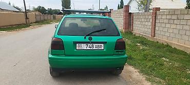 электр унаа: Volkswagen Golf: 1996 г., 1.6 л, Кол менен иштөөчү, Бензин, Хетчбек — 5