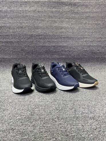 фирменные красовки: Мужские кроссовки для бега и повседневной носки - Легкий верх из