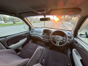 полировка экрана: Toyota Raum: 1999 г., 1.5 л, Автомат, Вэн/Минивэн