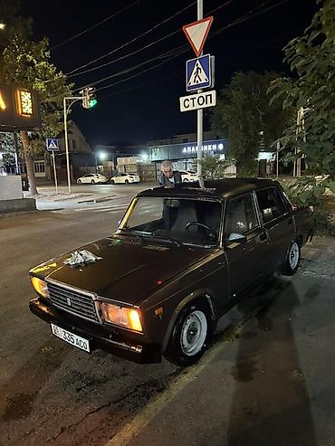 70 сом: ВАЗ (ЛАДА) 2107: 2011 г., 1.6 л, Кол менен иштөөчү, Бензин, Седан — 10