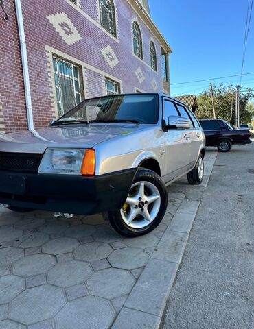 VAZ (LADA): VAZ (LADA) 2109: 0.5 l | 179 km