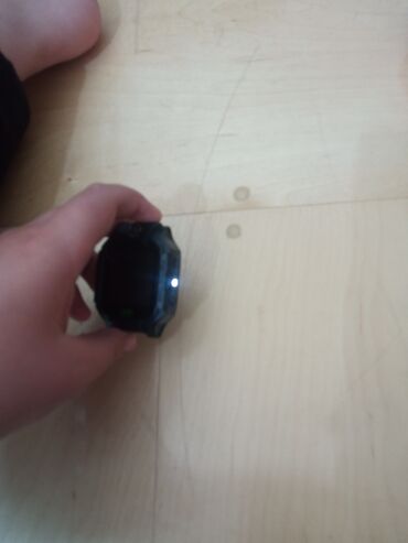 Smart saatlar: Uşaq üçün ağıllı saat – kameralı və fənərli Xüsusiyyətlər: - Rəng — 5