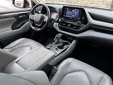 Toyota: Toyota Highlander: 2022 г., 3.5 л, Автомат, Бензин, Кроссовер — 8