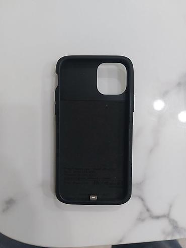 Чехлы: Набор чехлов для iPhone 11 Pro: 1) Аккумуляторный чехол (черный) - — 5