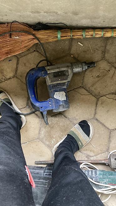 peraparator: Elektrik perforator və qırıcı alətlər dəsti Təsvir: - Şəbəkəyə — 2
