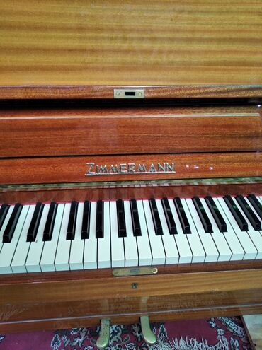детское музыкальное пианино со стульчиком: Пианино Циммерман Германия. По серийному номеру 1961год.выпуска