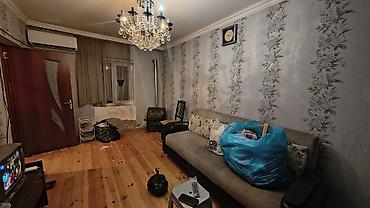 сниму квартира: 2 otaqlı həyət evi satılır! Xüsusiyyətlər: - 2 ayrı otaq - Təbii — 3