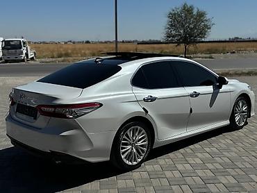 corolla 2016: Toyota Camry: 2019 г., 0.5 л, Автомат, Бензин — 5