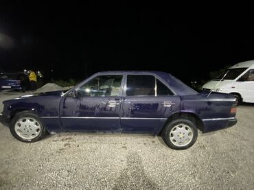 Mercedes-Benz: Mercedes-Benz W124: 1989 г., 2.3 л, Механика, Бензин, Седан — 16