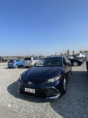 Унаа сатуу: Toyota Camry: 2020 г., 2.5 л, Автомат, Гибрид, Седан — 2