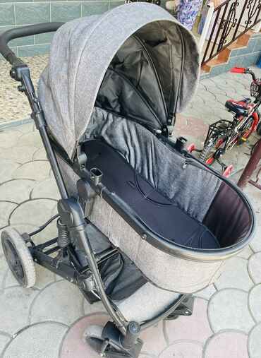 коляски для малышей: Коляска