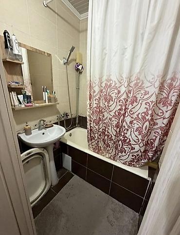 Аренда квартир: 🏠 1-комнатная квартира
📍 Филармония
🏙 Бишкек
💰 30 000 сом — 4